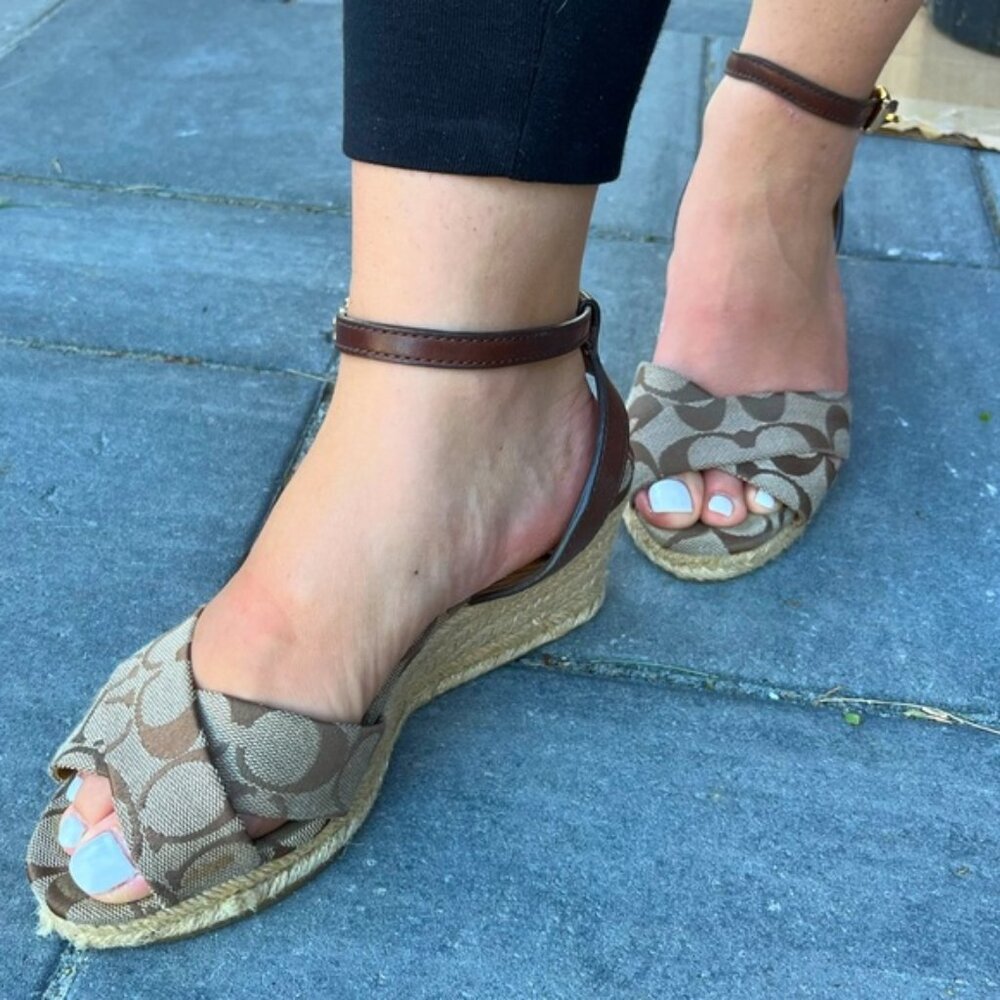 COACH Henley Signature Monogram Wedge Espadrille Sandals - Size 6.5
